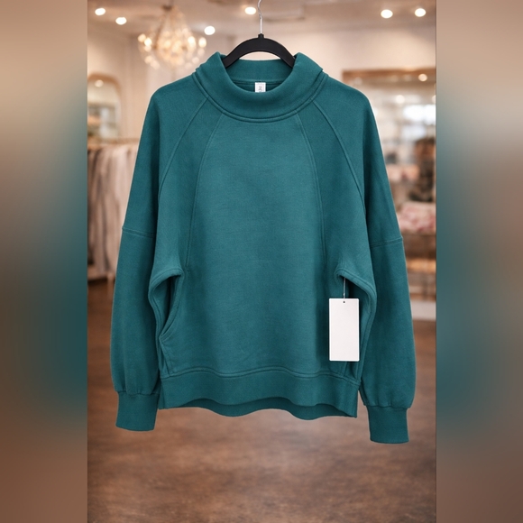 NWT Lululemon Scuba Hoodie